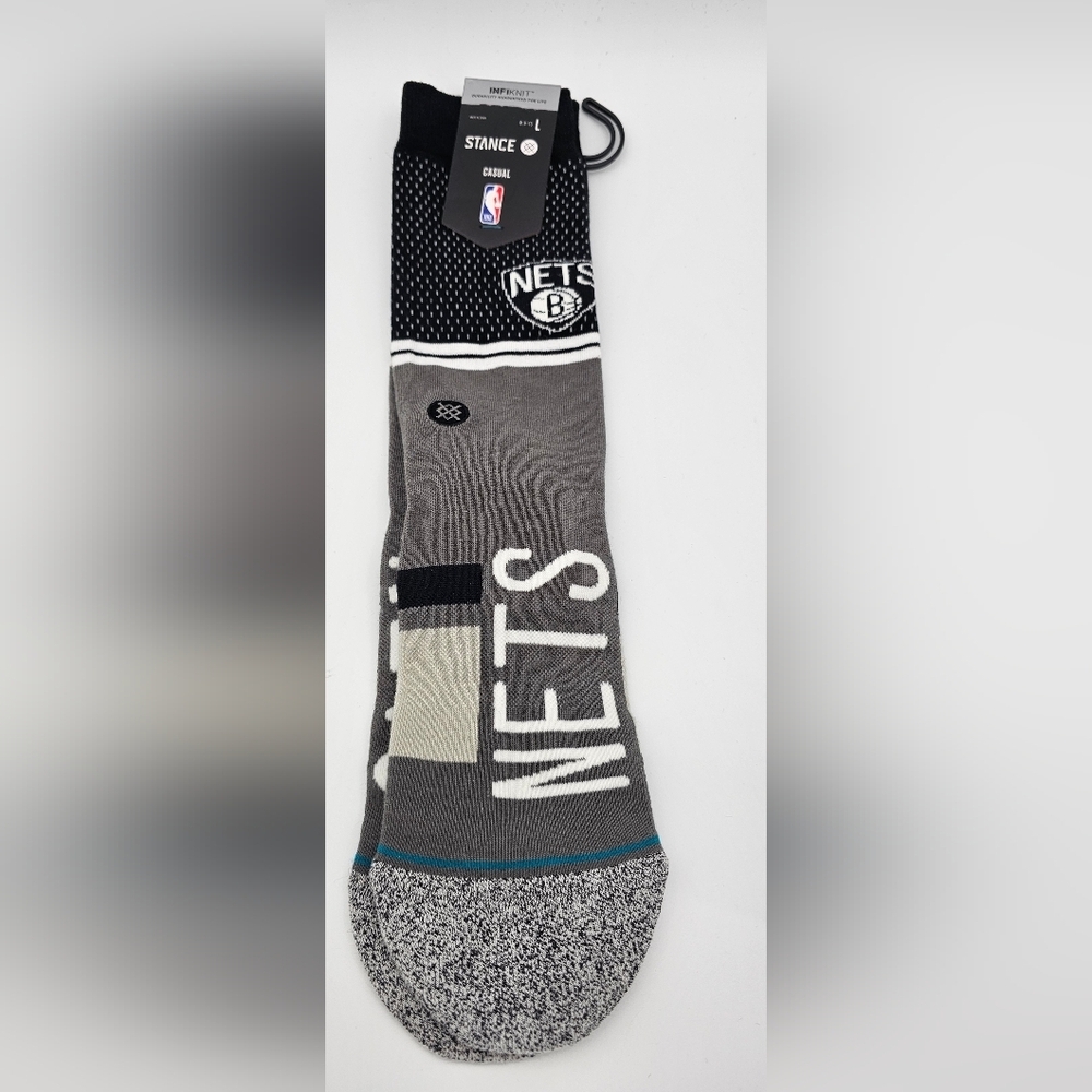 Stance Casual NBA Nets Shortcut 2 Black/White Crew Socks Size Large
